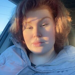 Meet your Posher, Alaina